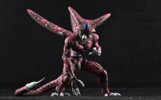 Alternative Color Cell (Dragonball Z) Custom Statue / Bust