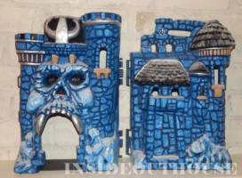 Ice Theme Castle Greyskull (Masters of the Universe) Custom Diorama / Playset