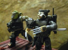 Wolverine and Sabretooth (X-Men) Custom Miniature / Figurine