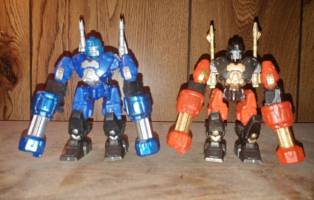 G1 Rumble (blue) and Frenzy (red) (Transformers) Custom Action Figure