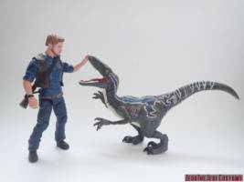 Blue the Velociraptor (Jurassic World) (Jurassic Park) Custom Action Figure [Blue the Velociraptor (Jurassic World) custom action figure with Owen]