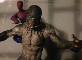 Preventing MAFEX Arm Loss Custom Tutorial Picture #5 [Stop this or you don't get to be in Suicide Squad! Oh wait a sec...]